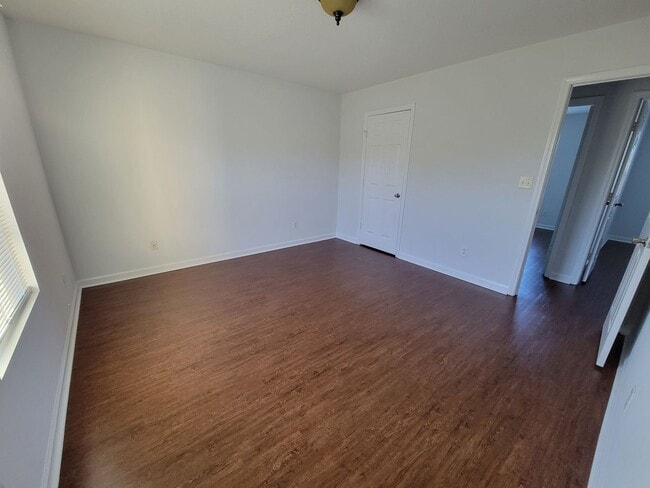 Building Photo - 6446 Swallowtail Dr