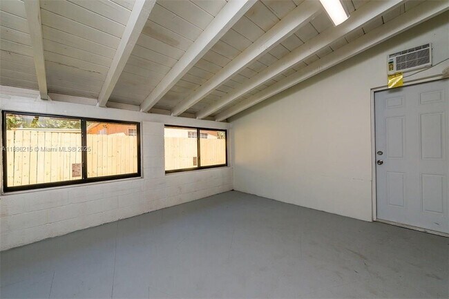 Building Photo - 7830 SW 99th St