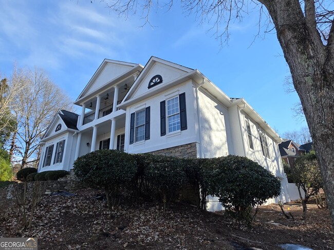 Building Photo - 166 Glen Eagle Way