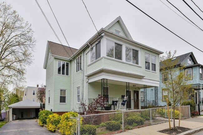 Building Photo - 33 Farragut Ave