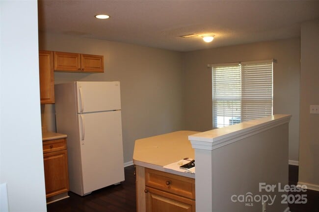 Building Photo - 4552 Panther Pl