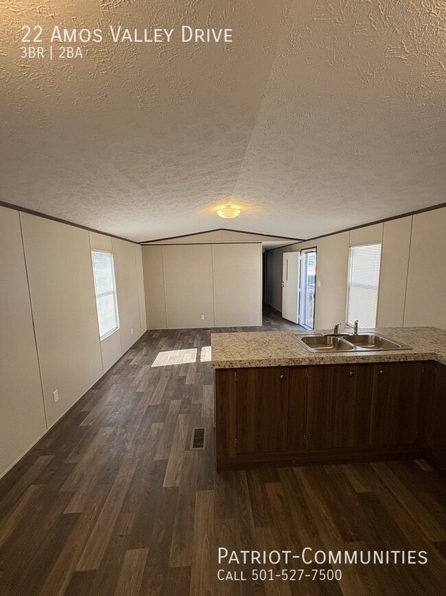 Building Photo - 22 Amos Valley Dr