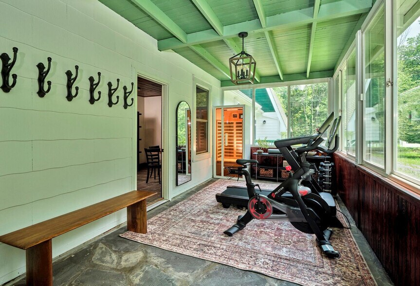 Building Photo - 3169 Spruce Cabin Rd