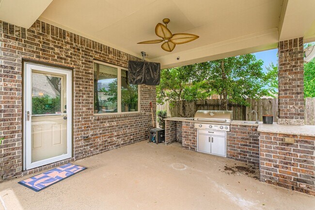 Building Photo - 28118 Harper Creek Ln