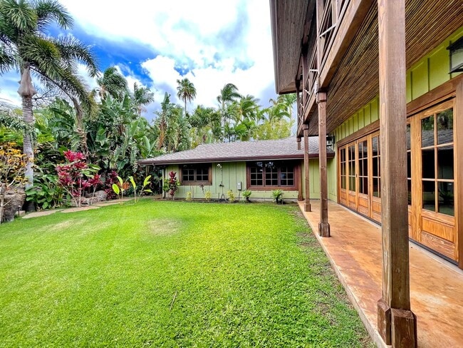 Building Photo - Magical Maui Meadows Tropical Resort Style...