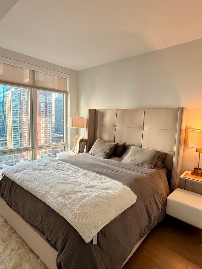 Building Photo - 514 N Peshtigo Ct