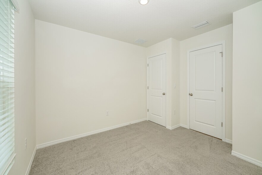 Building Photo - 796 SE 66th Terrace