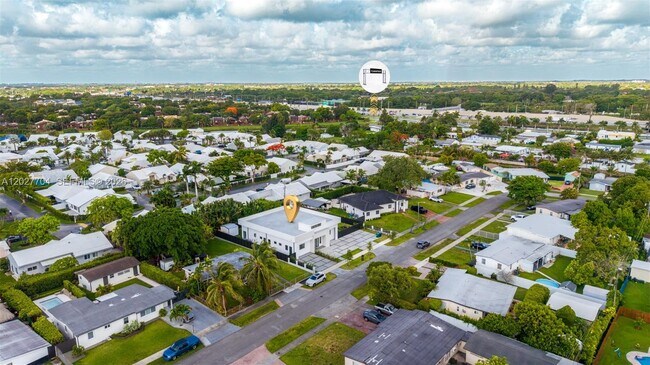 Building Photo - 11450 SW 59th Terrace