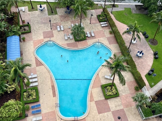 Building Photo - 19390 Collins Ave