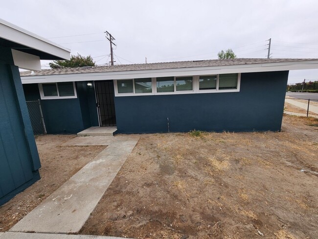 Building Photo - Ferndale 4 bedroom 2 bathroom