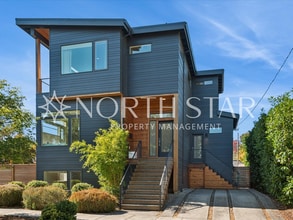 Building Photo - Contemporary Stunner in North East Portland