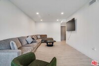 Building Photo - 1021 S Shenandoah St