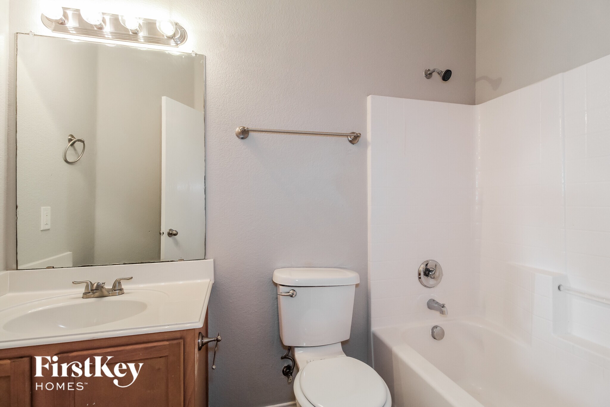 Building Photo - 1450 Waldrop Dr