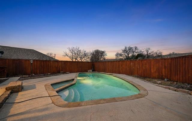 Building Photo - 3609 Brookshire Dr