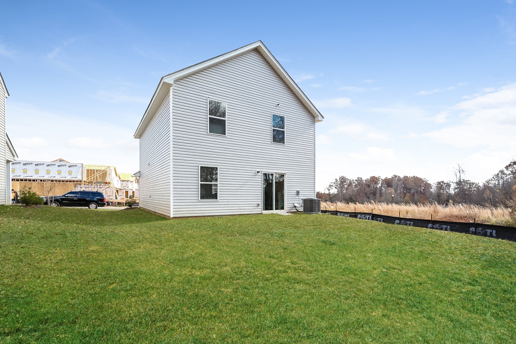 Building Photo - 2094 Southlea Dr