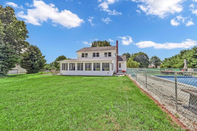 Building Photo - 6 Kuchler Dr