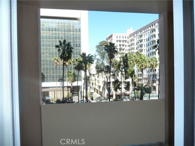 Building Photo - 488 E Ocean Blvd