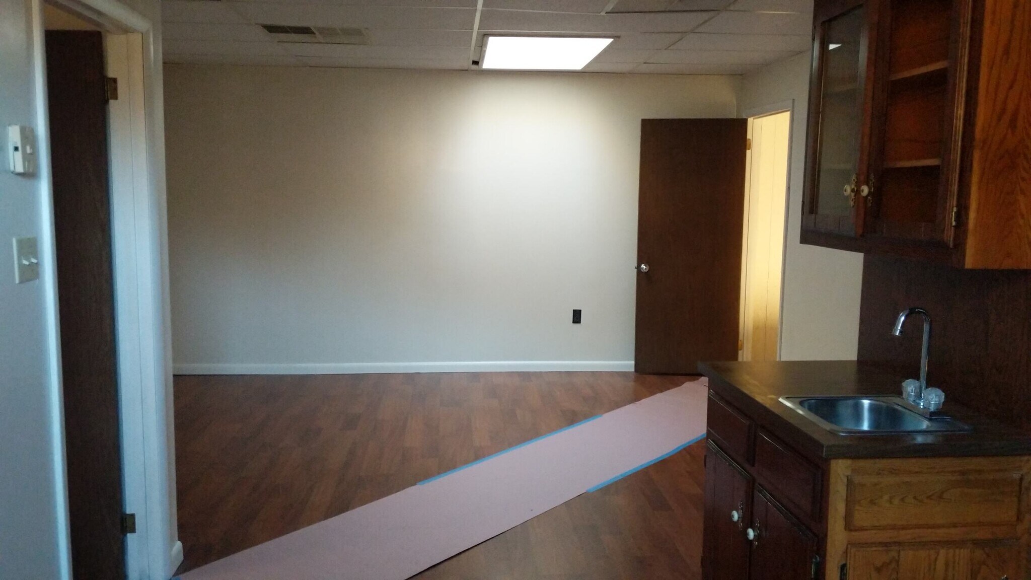 Building Photo - 1494 N Charlotte St