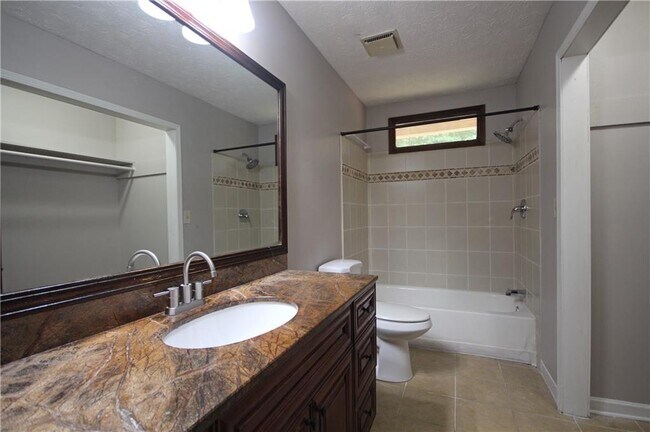 Building Photo - 3310 Chastain Crossing NW