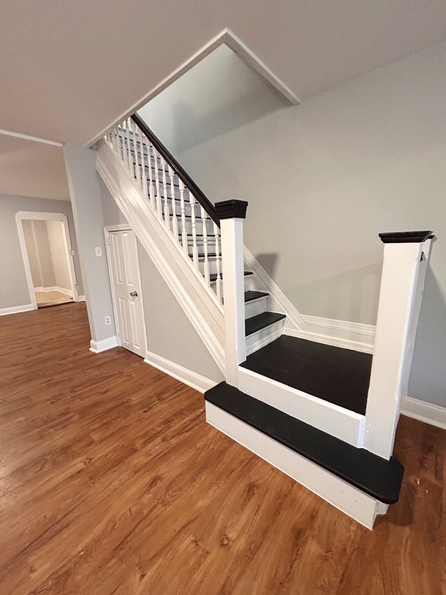 Building Photo - 2512 S 66th St