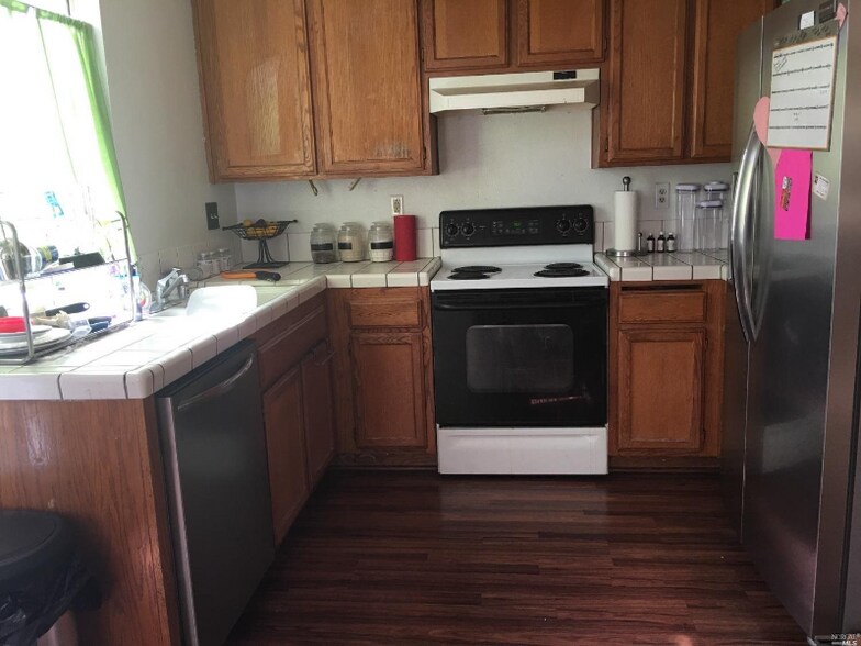 Building Photo - 317 Ridgecrest Cir