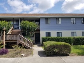 Building Photo - 4189 Spirea Dr