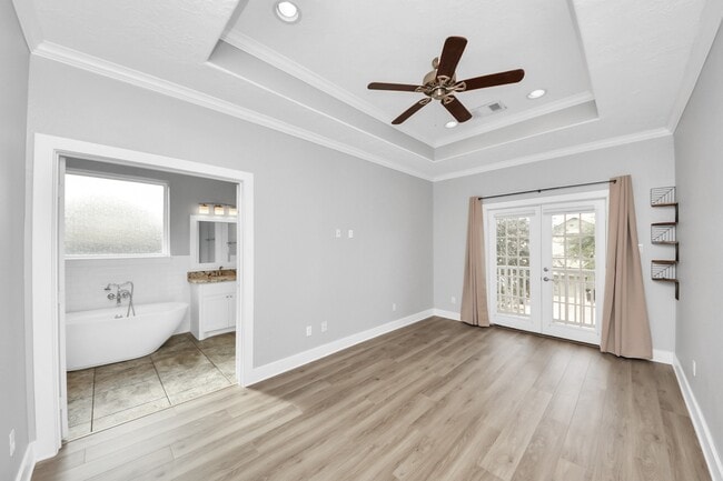 Building Photo - 1320 Dorothy St