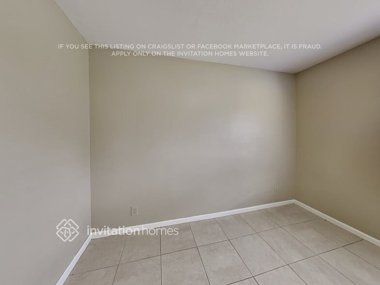 Building Photo - 8279 Coconut Blvd