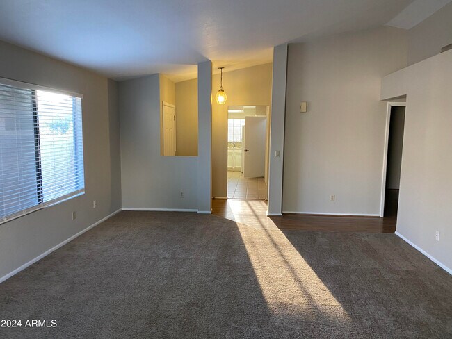 Building Photo - 1355 N 87th St