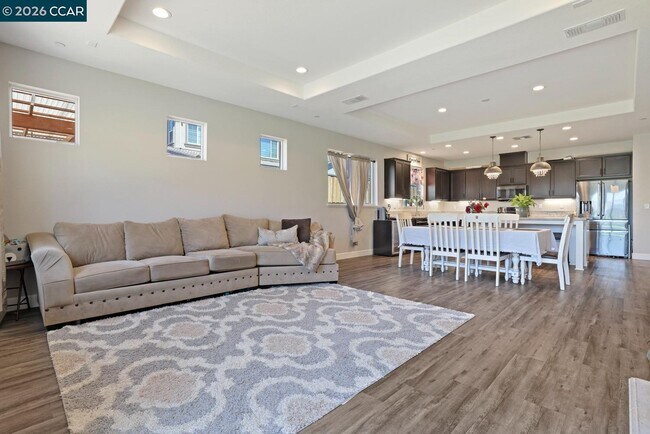 Building Photo - 39 Pato Ln