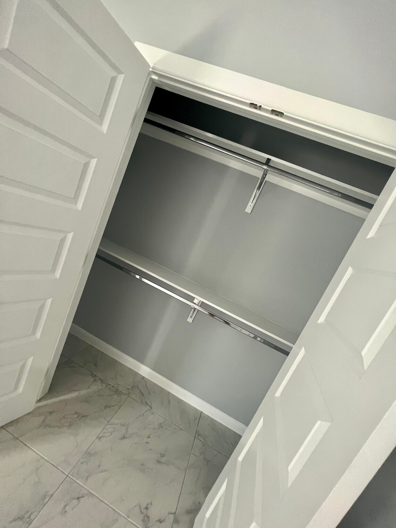 Building Photo - 1025 N Blair Ave