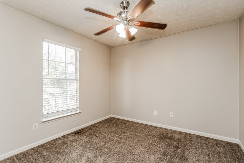 Building Photo - 1902 Shadbark Ct