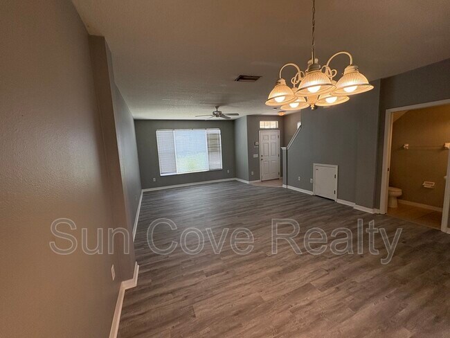 Building Photo - 11022 Black Swan Ct