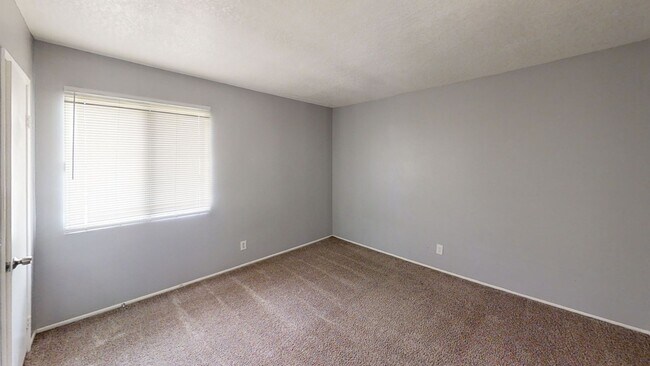Building Photo - Half off first months Rent. Large 2 Bedroom Redlands Condo Unit Available Now!