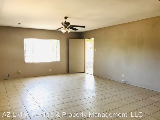 Building Photo - 3 br, 2 bath House - 2125 Club Avenue