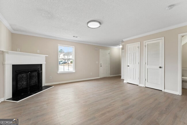 Building Photo - 309 Coral Cir