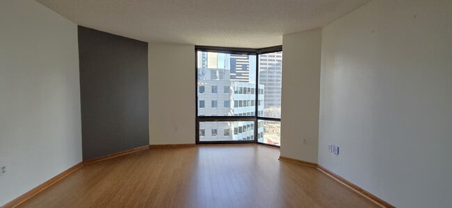 Building Photo - 1625 Larimer St