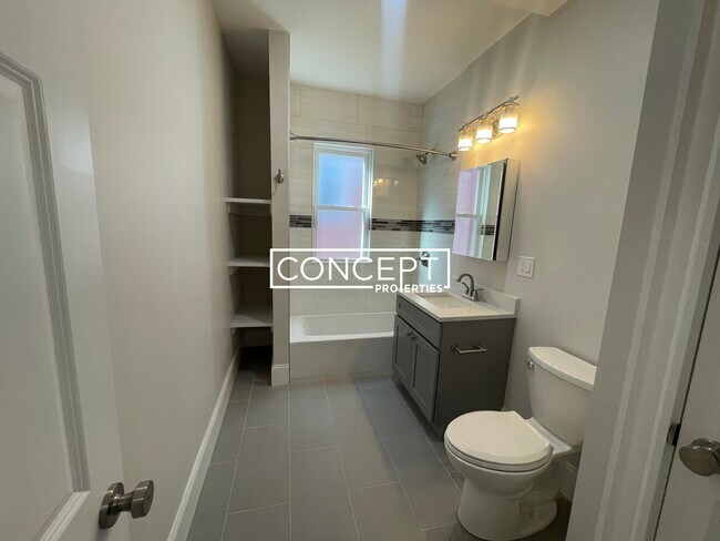 Building Photo - 18 Verrill St