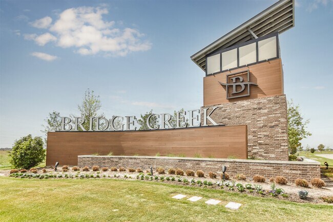 Building Photo - 9123 Eskesen Dr