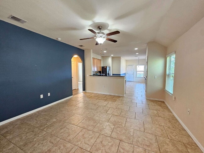 Building Photo - 5601 Little Theater Bend