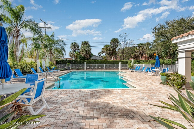 Building Photo - 15 Indian River Dr