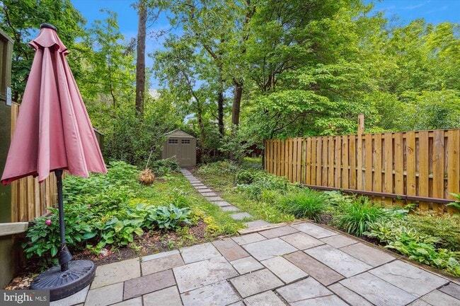 Building Photo - 8230 Goldstream Ct