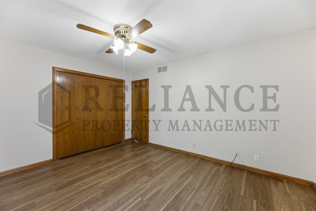 Building Photo - 10527 W Texas St