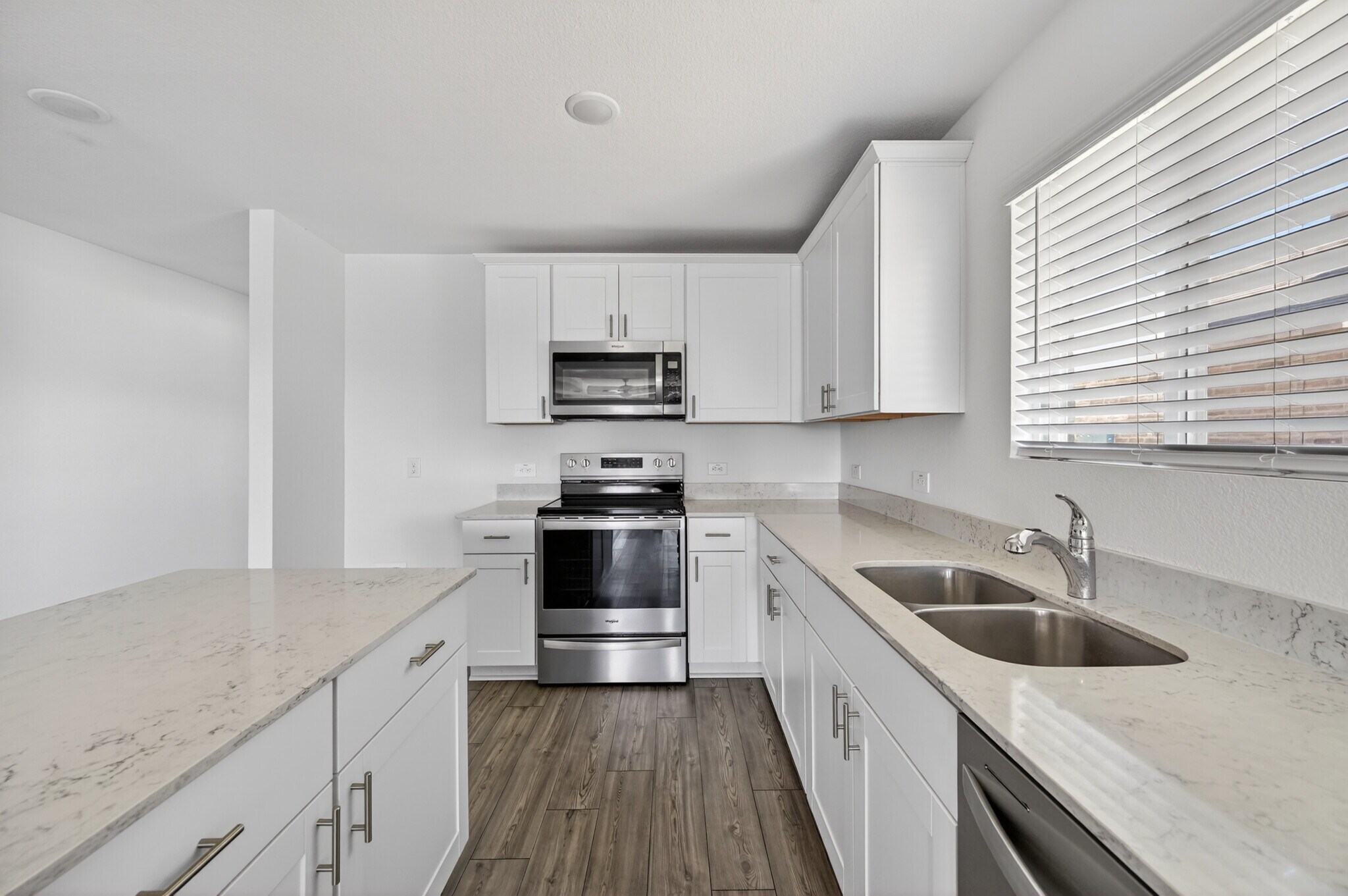 Building Photo - 4417 Benham Dr