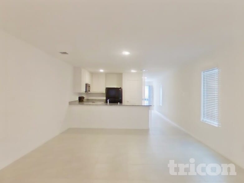 Building Photo - 140 Cornstalk Ln