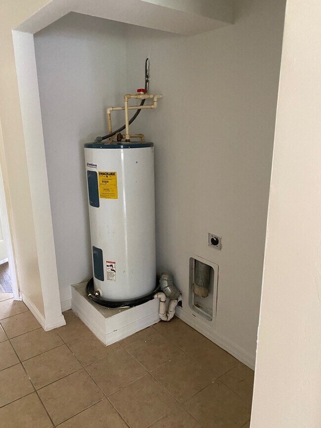 Building Photo - 3/2 Duplex in Bay St. Louis, MS