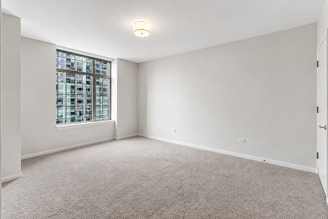 Building Photo - 530 N Lake Shore Dr