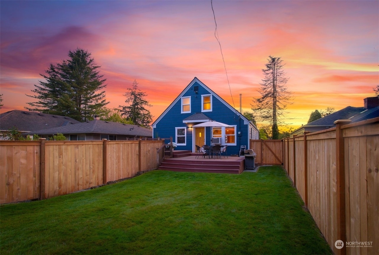 Building Photo - 231 S Blakeley St