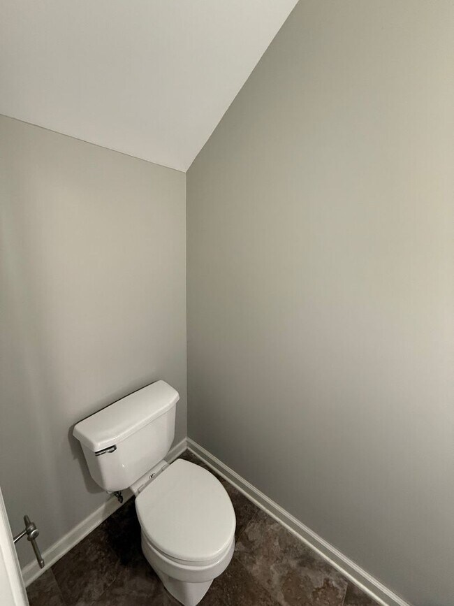 Building Photo - 1434