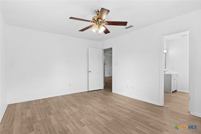 Building Photo - 3807 Water Oak Dr